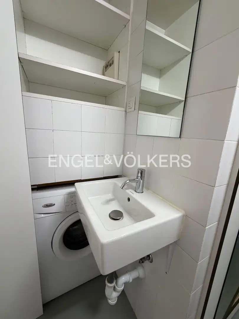 Baño de Piso de alquiler en Madrid con Aire acondicionado y Calefacción