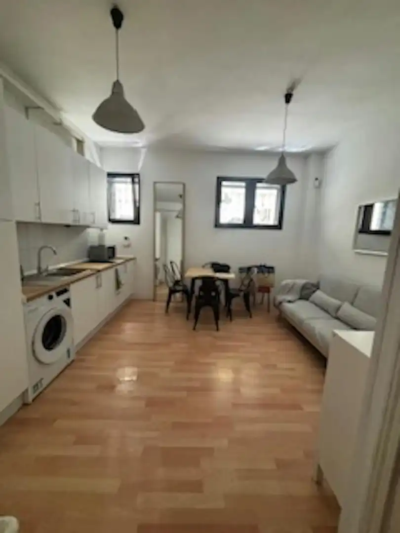 Kitchen of Flat for rent in Madrid  with Heating, Furnished and Washing machine