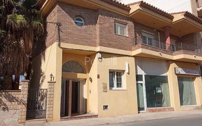 Exterior view of Duplex for sale in Deltebre  with Air Conditioner and Terrace