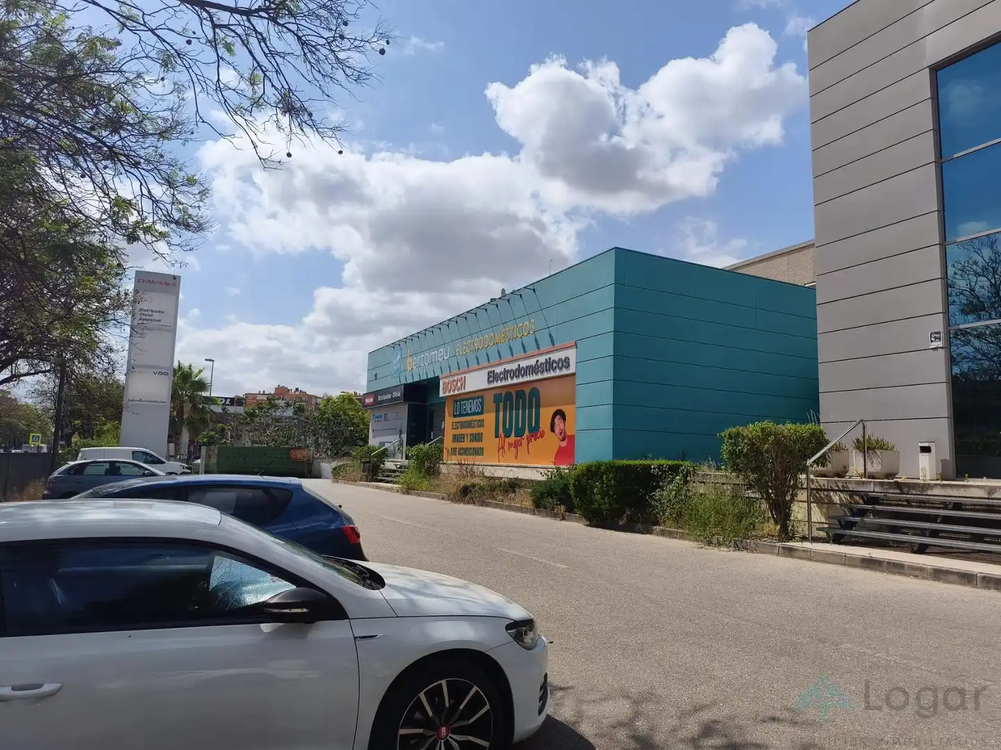 Vista exterior de Local de alquiler en Murcia con Aire acondicionado