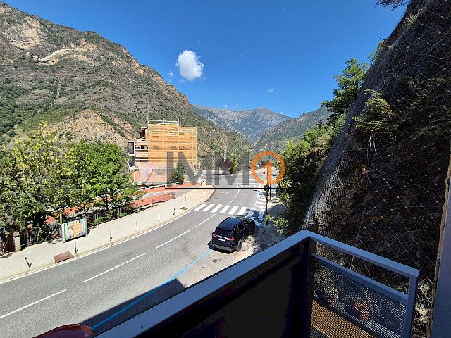 Vista exterior de Piso de alquiler en Sant Julià de Lòria con Calefacción y Amueblado