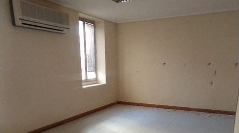 Foto 2 de Piso en venta en C/ Maria Teresa Gil de Garate , Gran Via, Logroño