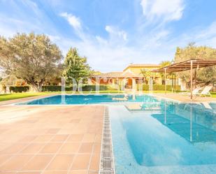 Vista exterior de Finca rústica en venda en Bétera amb Aire condicionat, Calefacció i Jardí privat