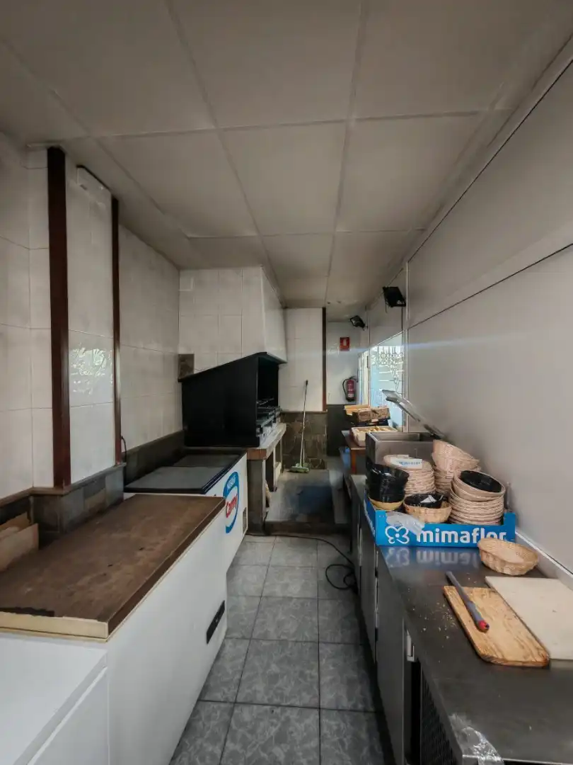 Local en traspaso en El Pont de Vilomara i Rocafort con Aire acondicionado, Terraza y Amueblado