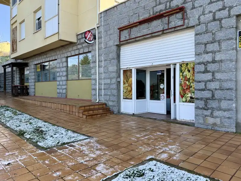 Local en venta en Ituero y Lama con Calefacción