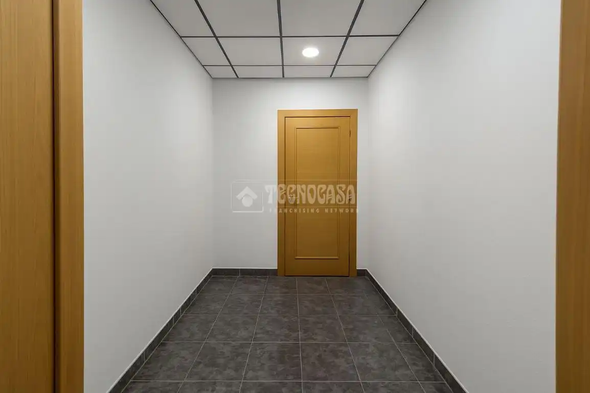 Local comercial en venda a Martos, imagen 10