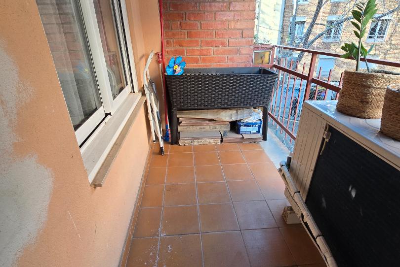 Foto 1 de Pis en venda a El Carmel, Barcelona