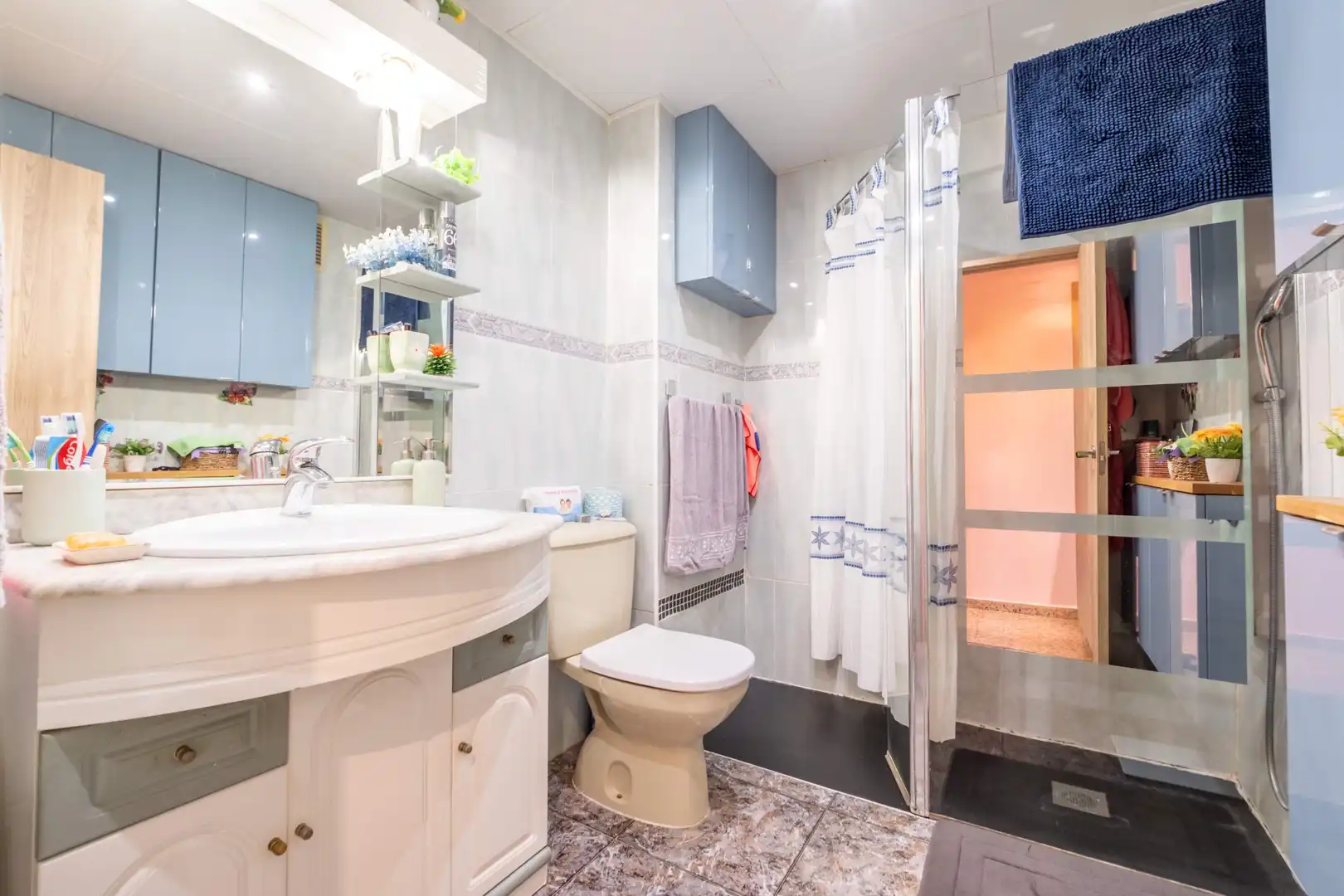Bathroom of Flat for sale in Utebo  with Air Conditioner, Heating and Balcony