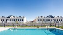 Swimming pool of Flat to rent in Parla  with Heating, Terrace and Oven