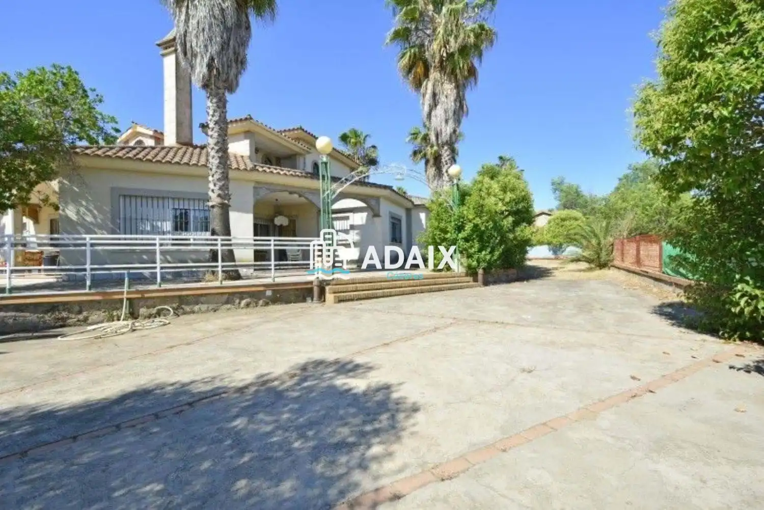 Chalet con terraza en venta en Polígono Casar de Cáceres, imagen 2