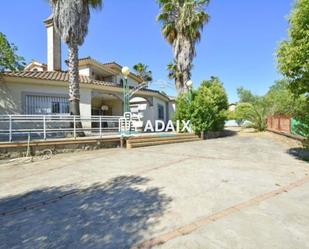 Exterior view of House or chalet for sale in Casar de Cáceres  with Air Conditioner, Terrace and Swimming Pool