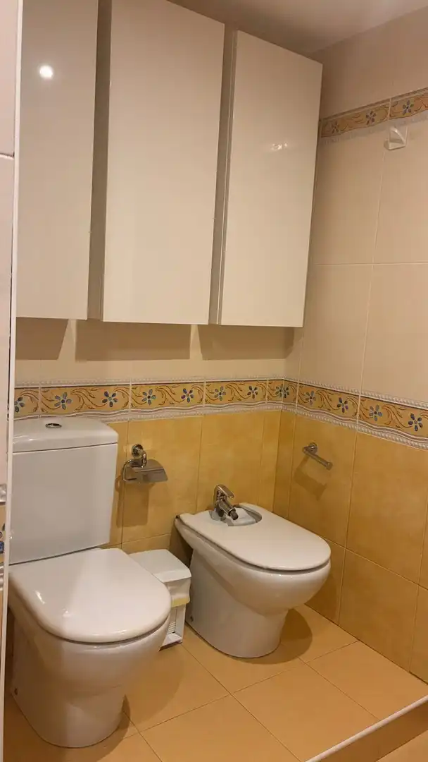 Baño de Piso en venta en Lleida con Aire acondicionado y Calefacción
