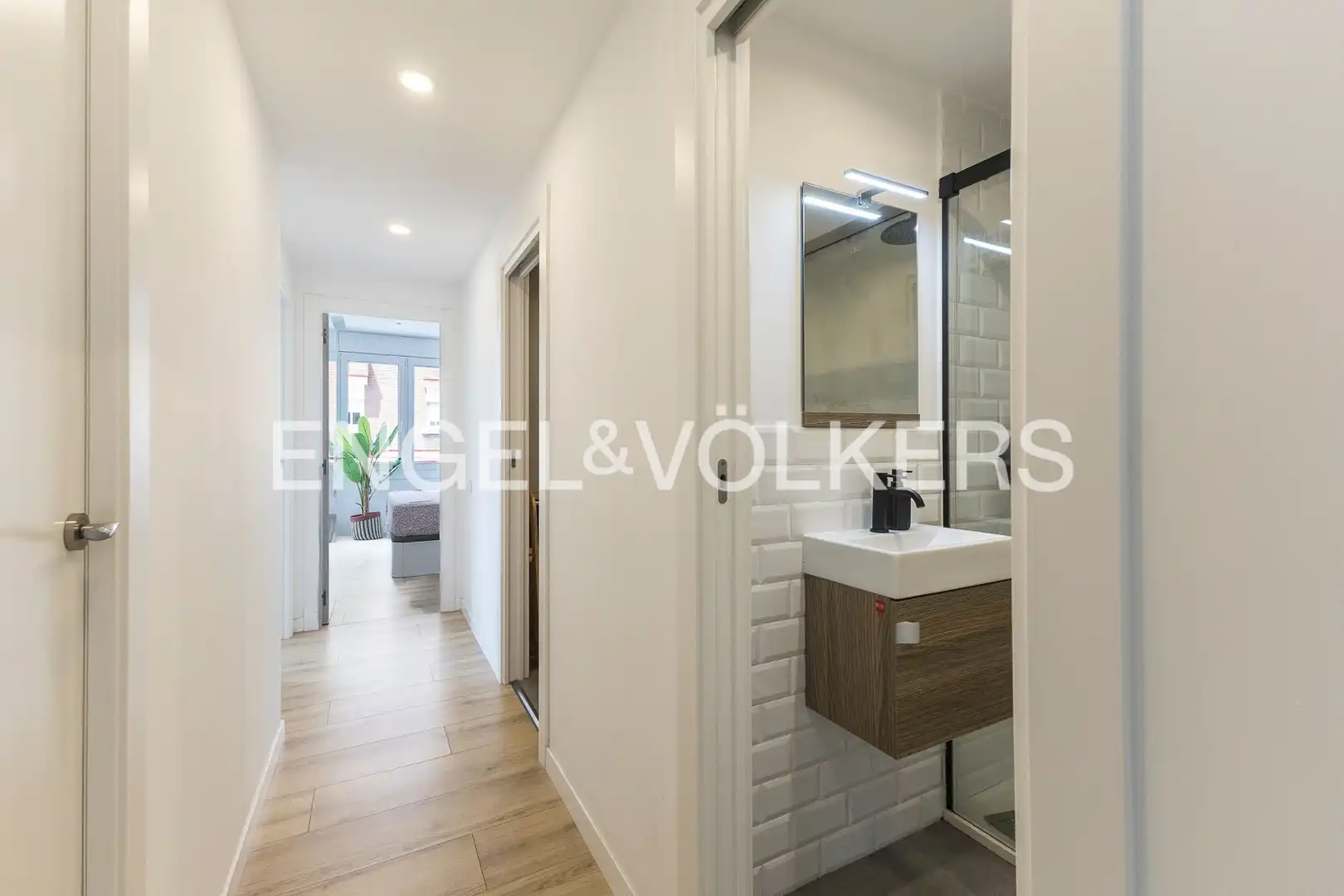 Schlafzimmer von Wohnung zum Verkauf in Barcelona mit Klimaanlage, Heizung und Parkett