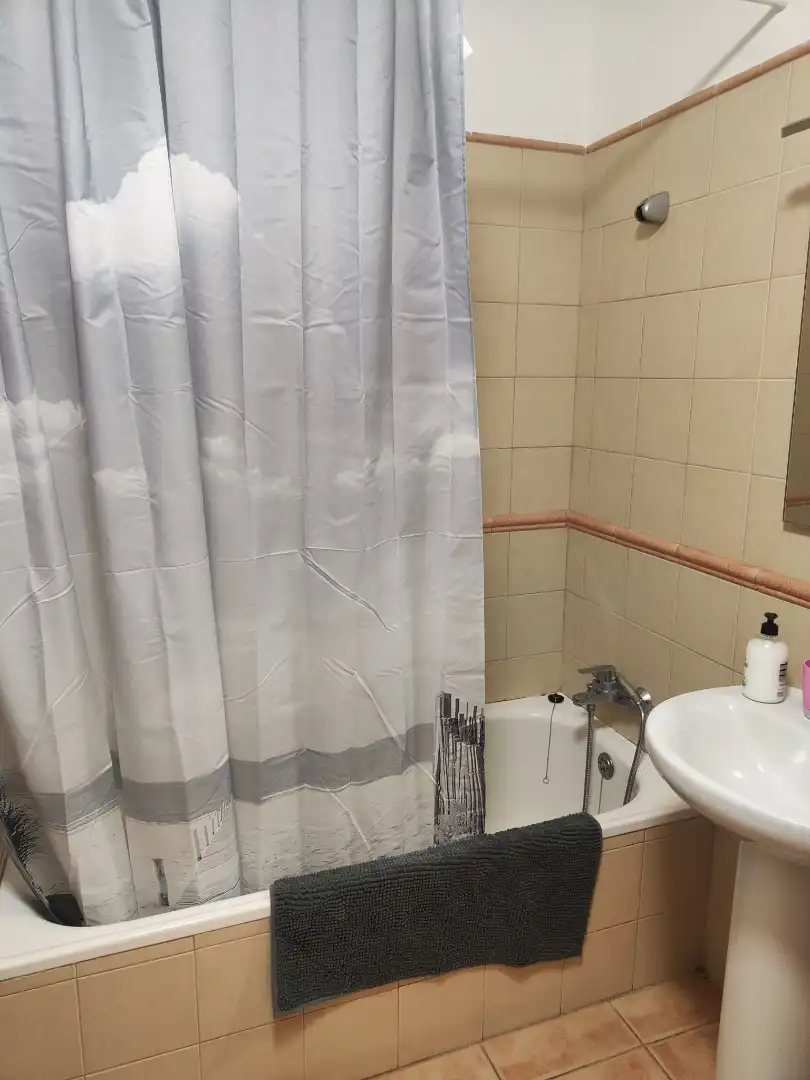 Baño de Piso de alquiler en San Cristóbal de la Laguna con Amueblado, Horno y Lavadora
