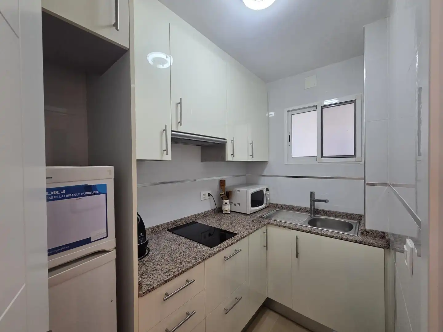 Küche von Wohnung zum Verkauf in Alicante / Alacant mit Möbliert und Gemeinschaftspool