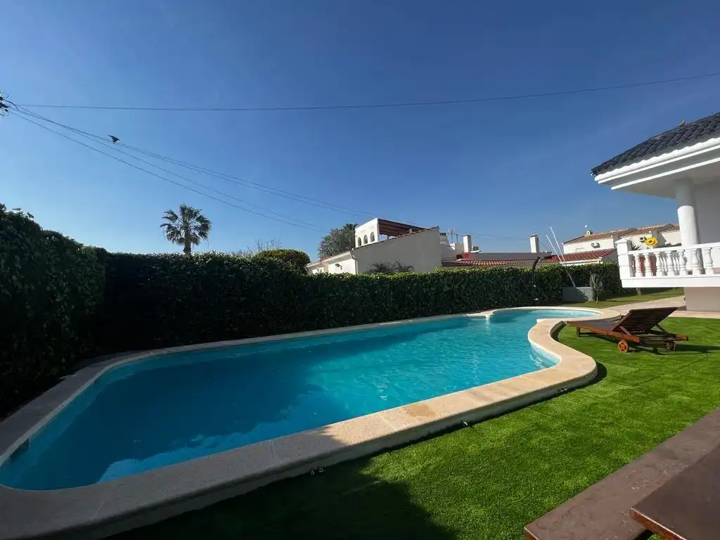 Villa avec terrasse à vendre à Calle JORGE MANRIQUE, imagen 2