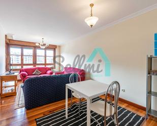 Living room of Flat to rent in Oviedo   with Heating, Parquet flooring and Terrace