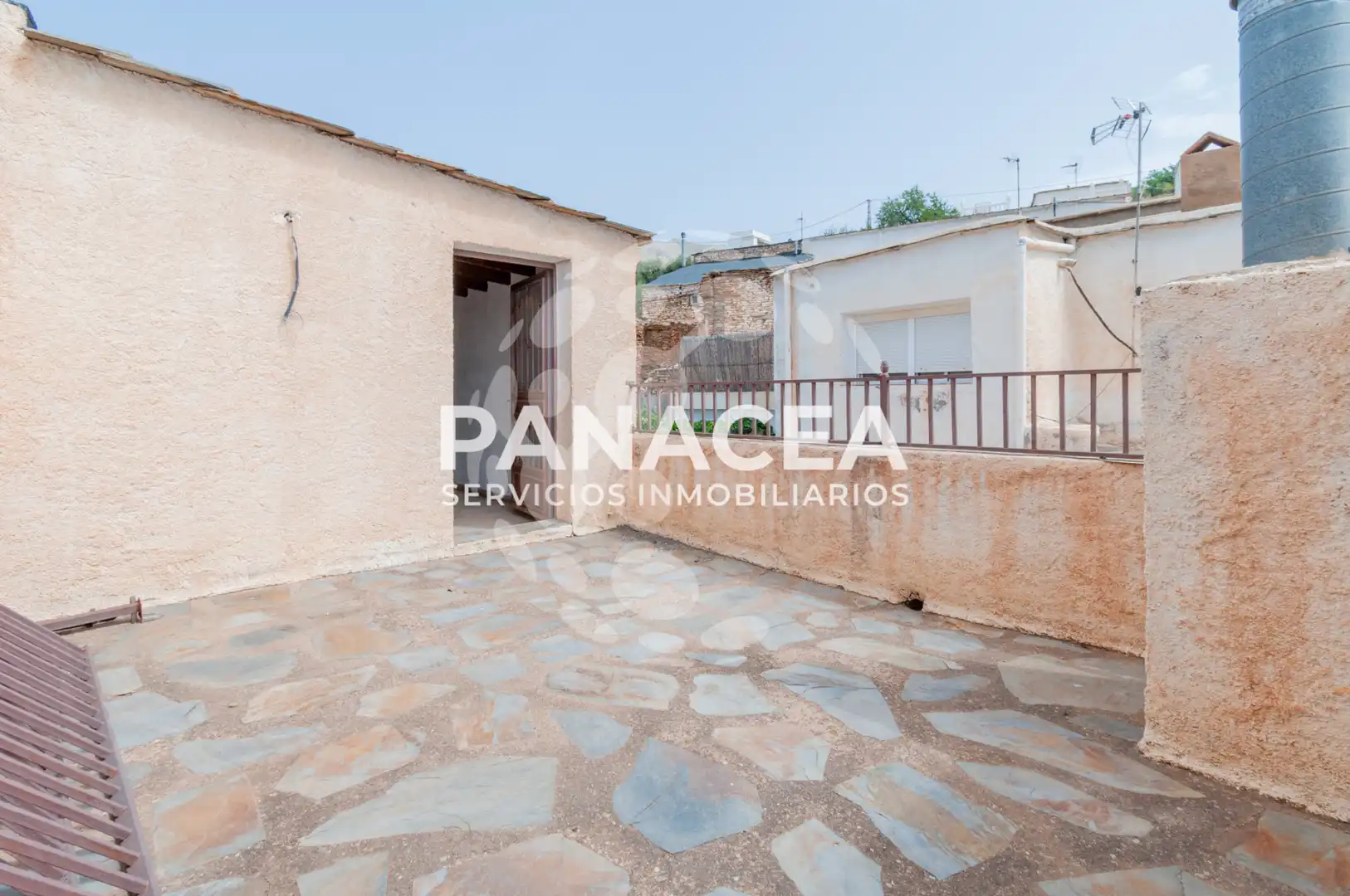 Vista exterior de Casa o chalet en venta en Las Tres Villas con Amueblado