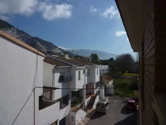 Vista exterior de Piso de alquiler en Padul con Balcón