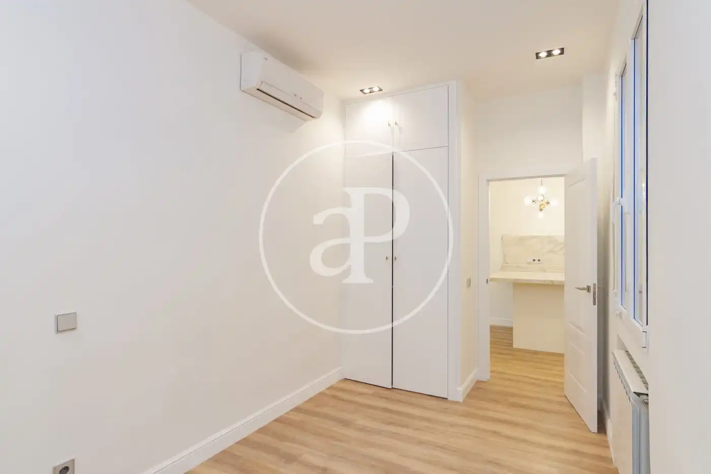 Habitación de Piso en venta en Madrid con Aire acondicionado y Calefacción