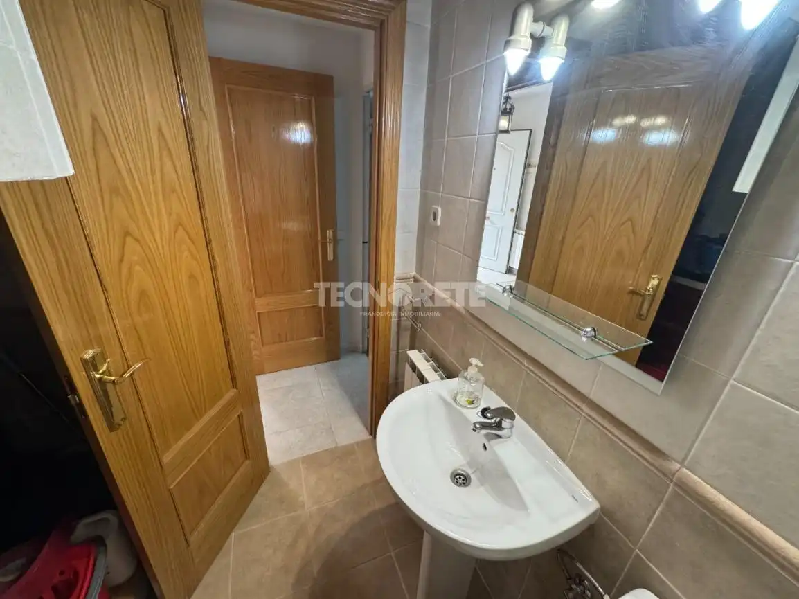 Casa aparellada amb terrassa en venda a Yunquera de Henares, imagen 11