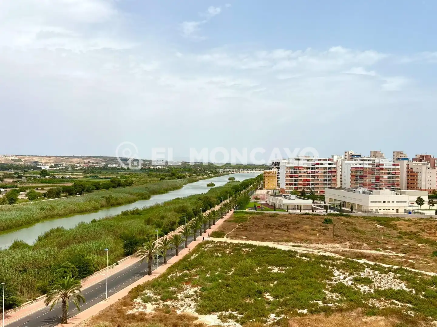 Apartament amb piscina en venda a Puerto Deportivo, imagen 3