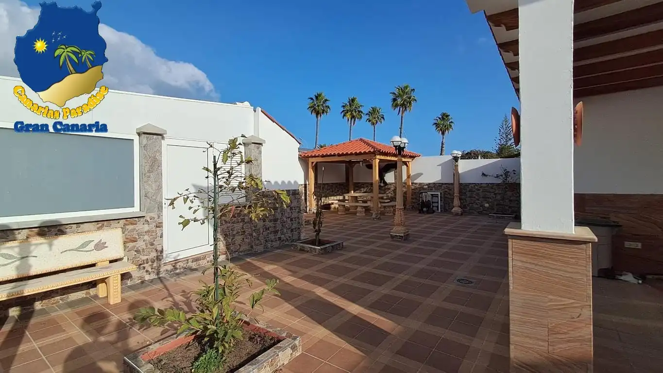 Terrassa de Casa o xalet en venda en San Bartolomé de Tirajana amb Aire condicionat, Terrassa i Moblat