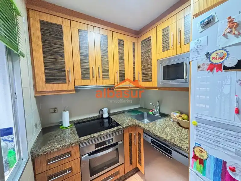 Cuina de Casa o xalet en venda en Córdoba amb Aire condicionat i Moblat