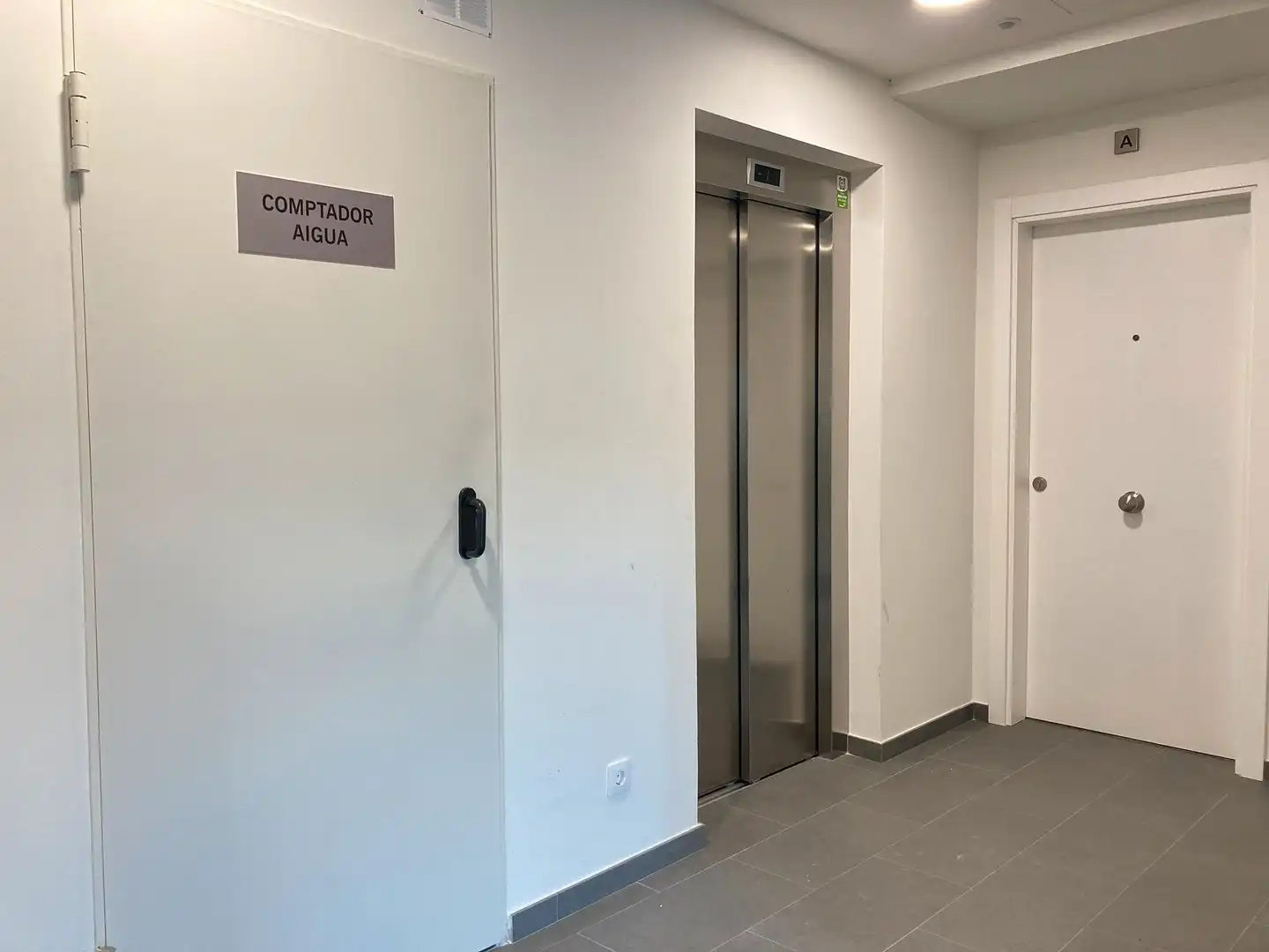 Piso de alquiler en Sant Adrià de Besòs con Calefacción, Parquet y Terraza