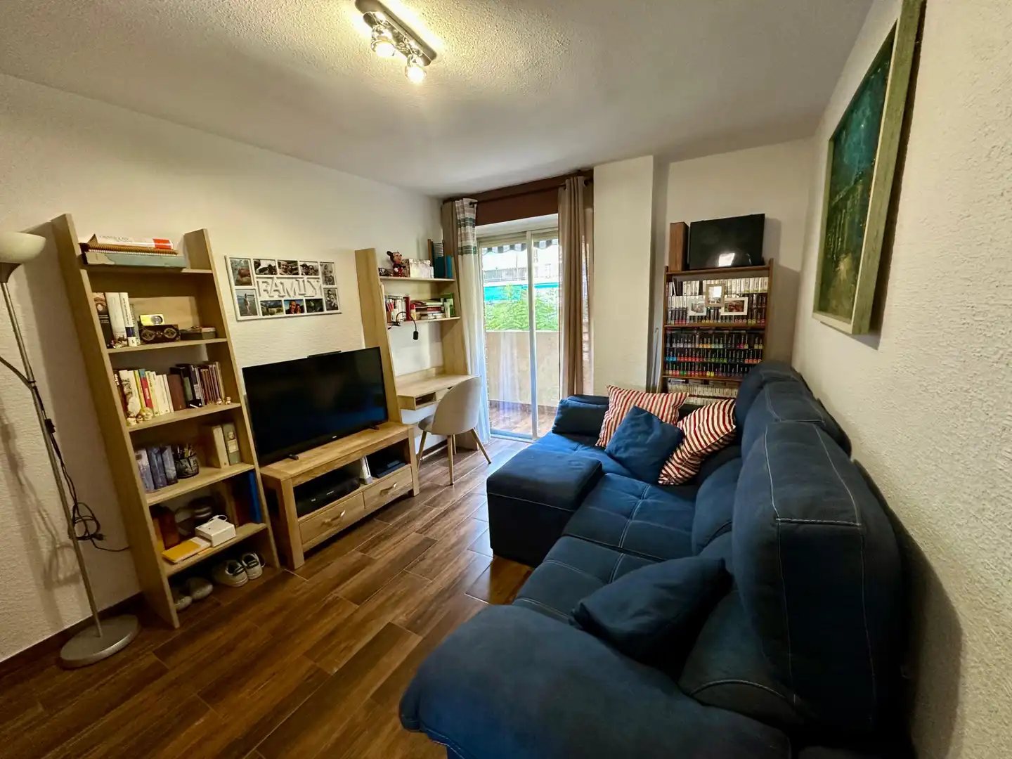 Sala de estar de Piso en venta en Alicante / Alacant con Aire acondicionado, Terraza y Amueblado