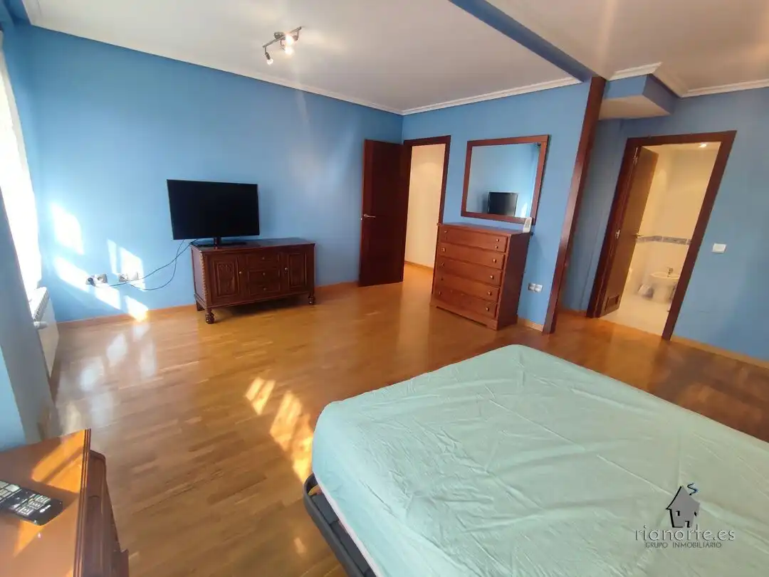 Bedroom of Flat for sale in Langreo  with Heating, Terrace and Storage room