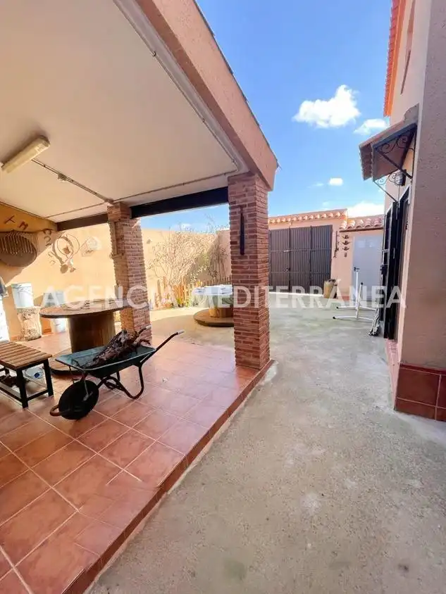 Terrassa de Finca rústica en venda en Almansa amb Calefacció, Jardí privat i Terrassa