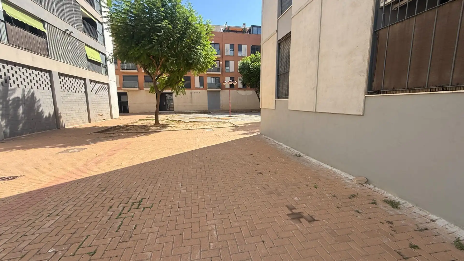 Vista exterior de Planta baja en venta en Paiporta con Aire acondicionado, Calefacción y Terraza