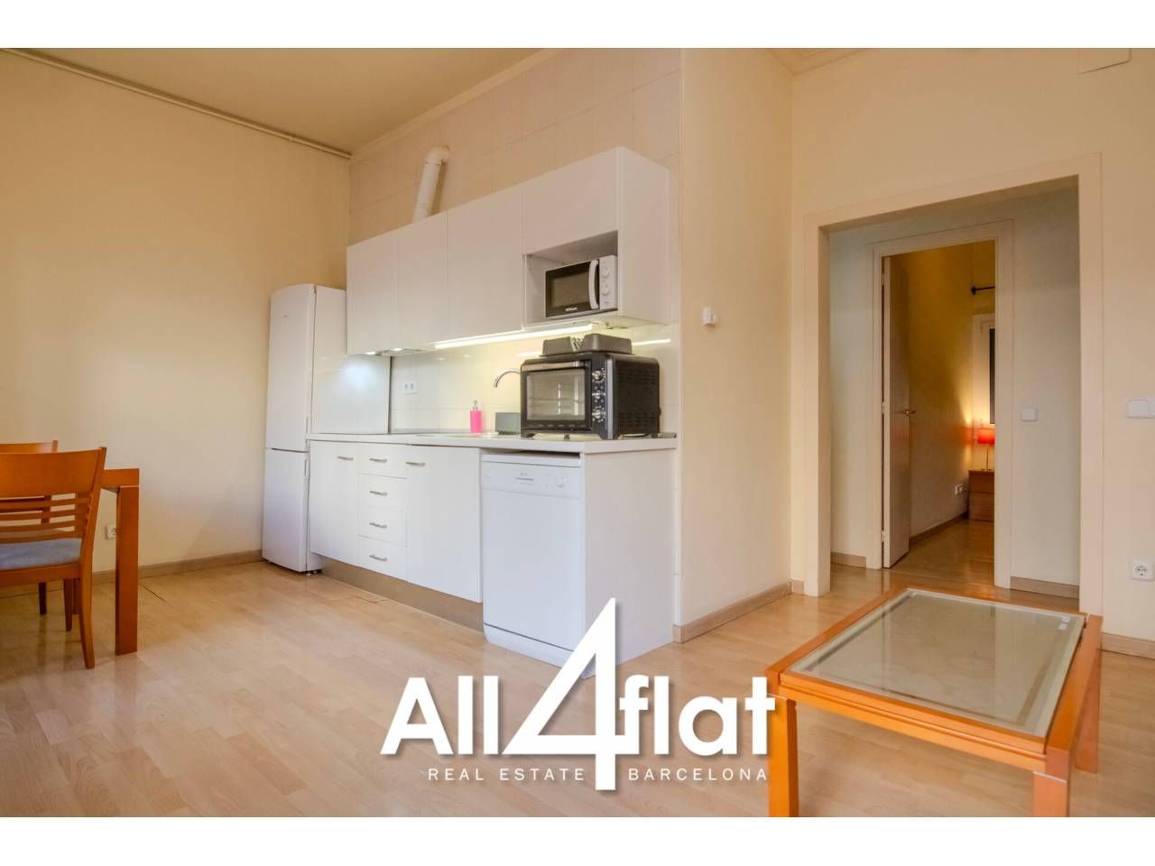 Pis de lloguer a Parallel, Sant Antoni