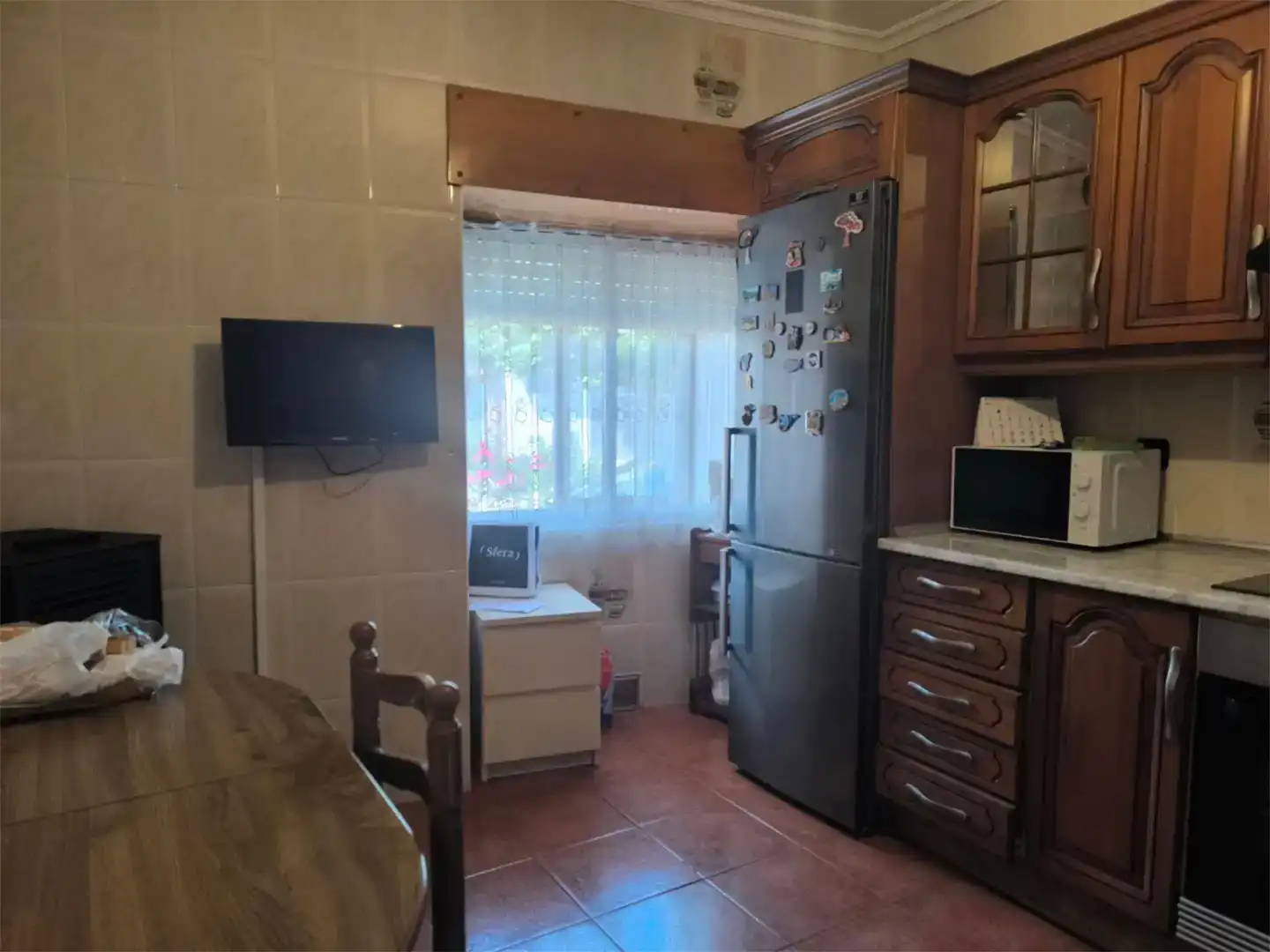 Cuina de Casa adosada en venda en Baltanás amb Parquet, Traster i Moblat