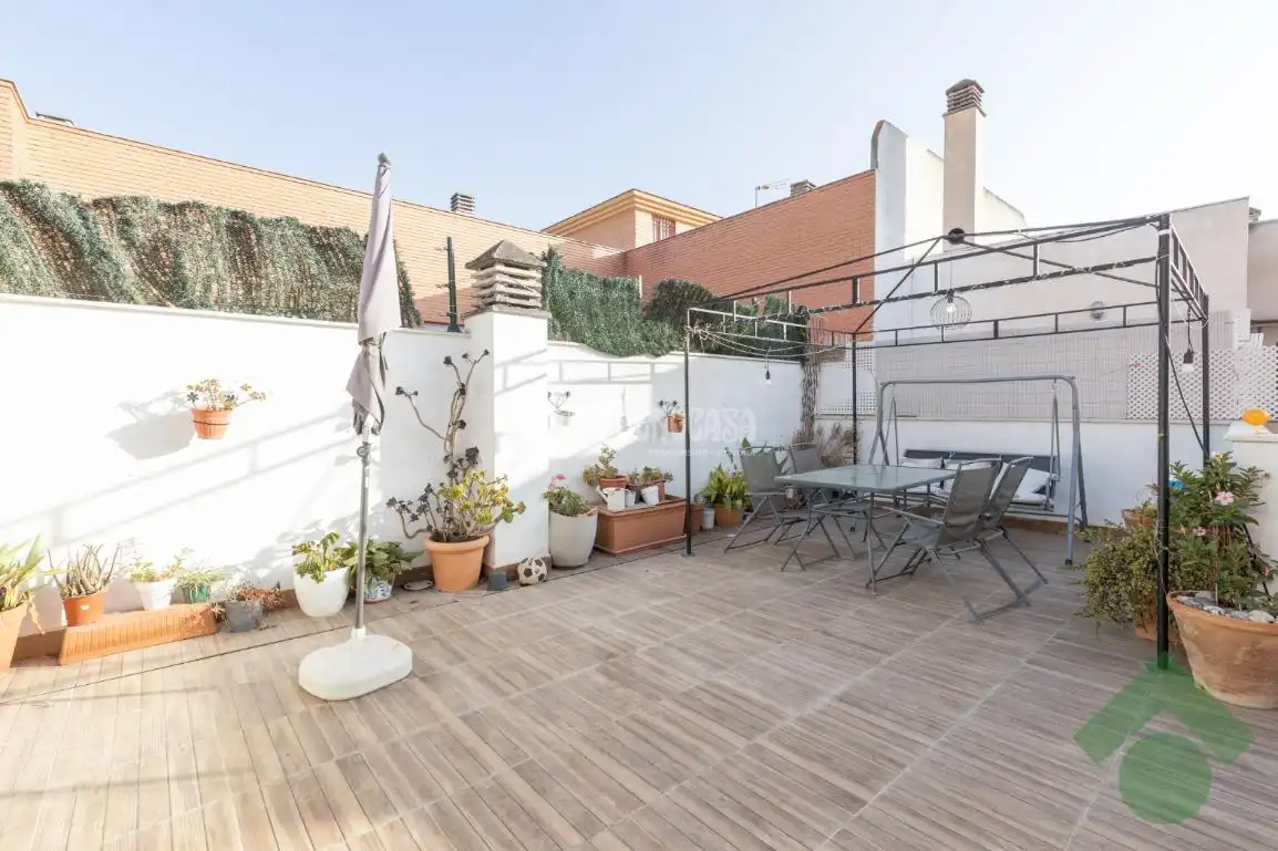 Terrassa de Pis en venda en Albolote amb Terrassa
