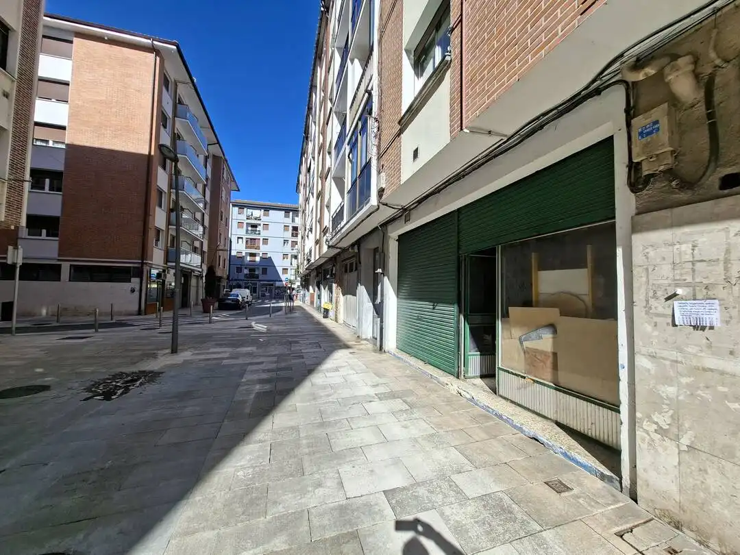 Local commercial à louer à Iurreta, imagen 2
