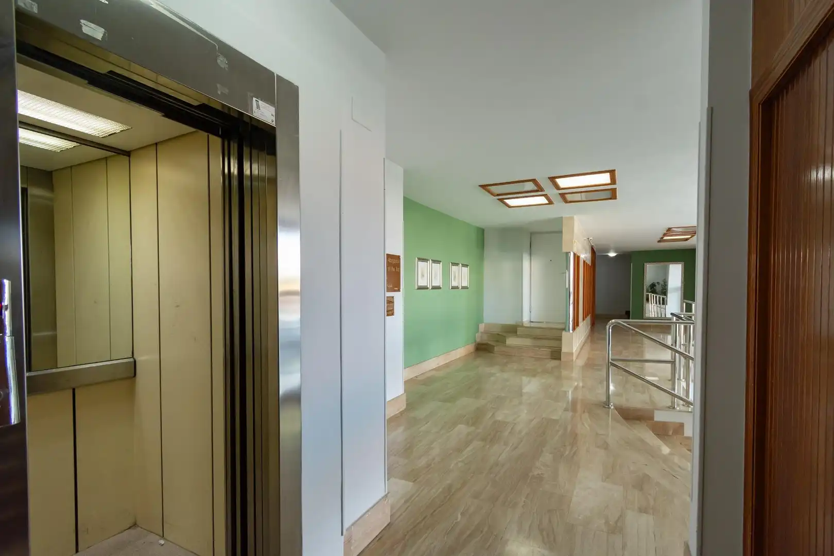 Piso en venta en Cartagena con Aire acondicionado, Trastero y Amueblado