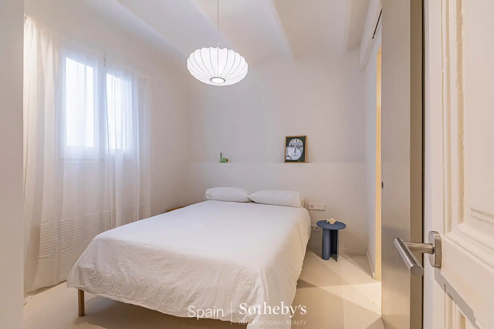 Bedroom of Apartments for sale in Barcelona  with Air Conditioner and Heating