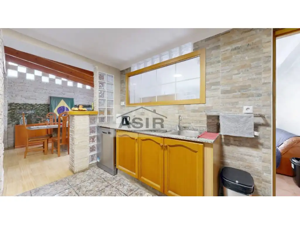 Cuina de Casa o xalet en venda en La Pobla Llarga amb Aire condicionat i Terrassa