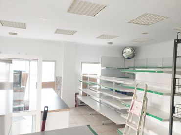Local comercial en venda a Plaza Maestro Teófilo Azabal