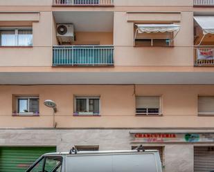 Vista exterior de Planta baixa en venda en Badalona