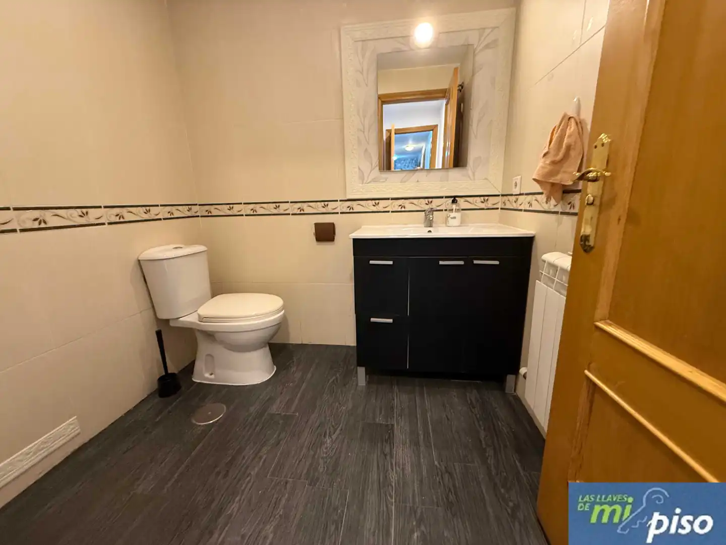 Baño de Piso en venta en Villanubla con Calefacción, Parquet y Horno