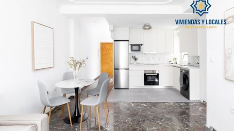 Foto 4 de Piso en venta en Avenida de Carmen Morcillo, 5, Gójar, Granada