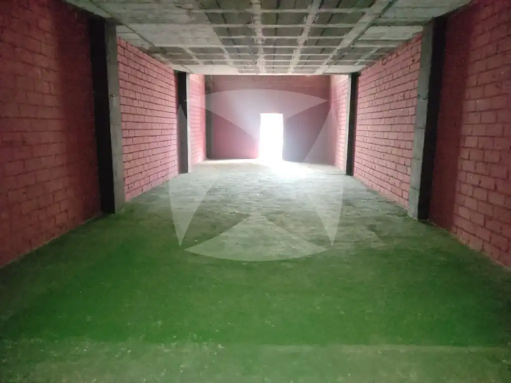 Gewerbefläche zur Miete in Calle Julio Cienfuegos Linares, imagen 4