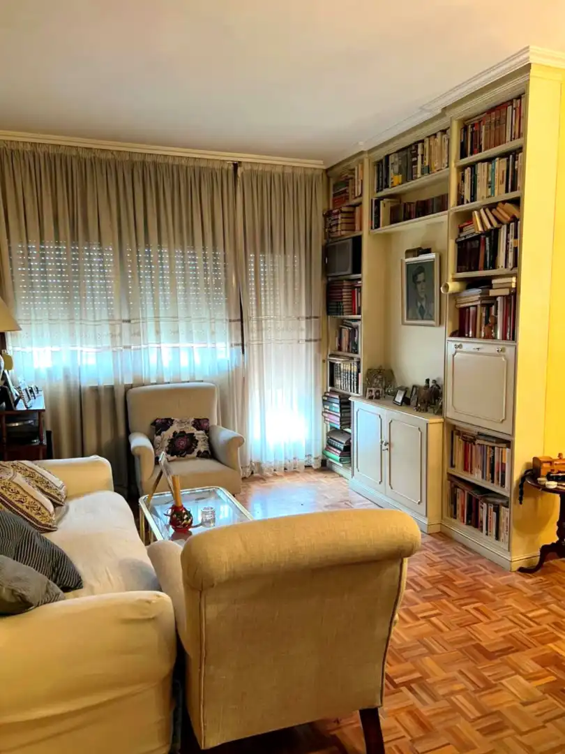 Wohnzimmer von Wohnung zum Verkauf in Madrid mit Heizung, Parkett und Terrasse