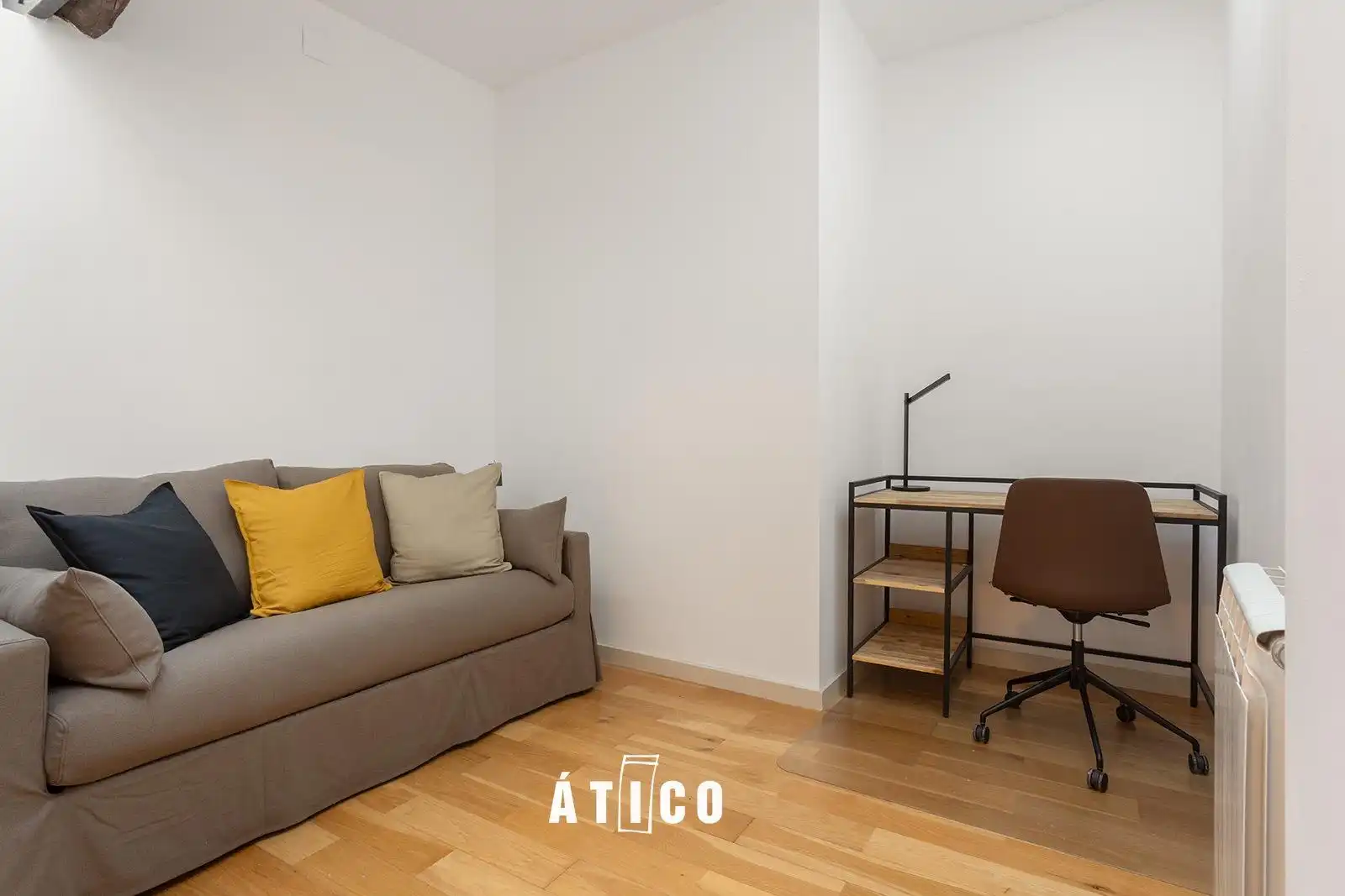 Dormitori de Àtic en venda en Barcelona amb Aire condicionat, Calefacció i Parquet