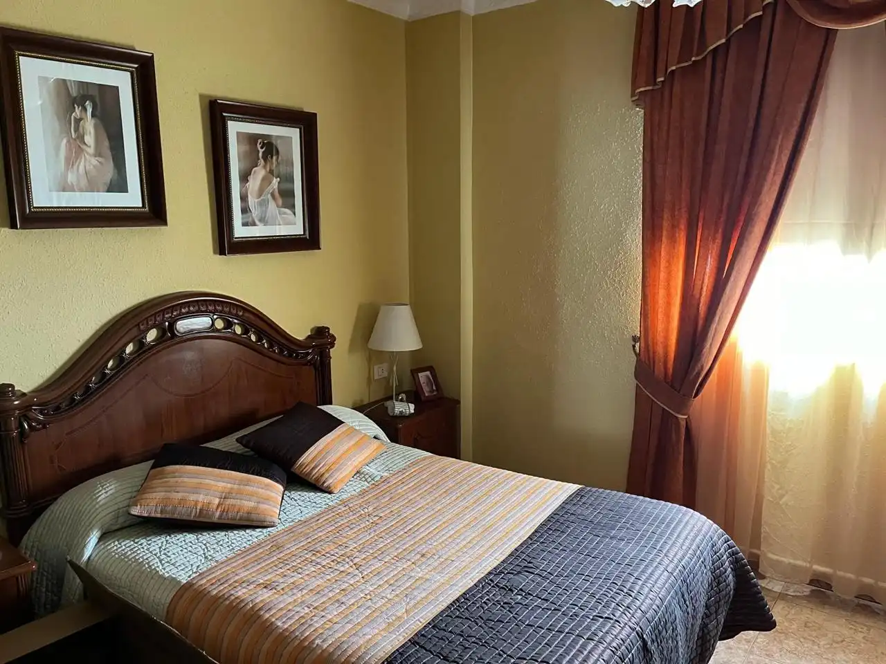 Habitación de Casa o chalet en venta en Los Realejos con Terraza, Amueblado y Balcón