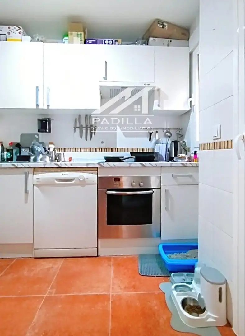 Cocina de Piso en venta en Camarena con Calefacción