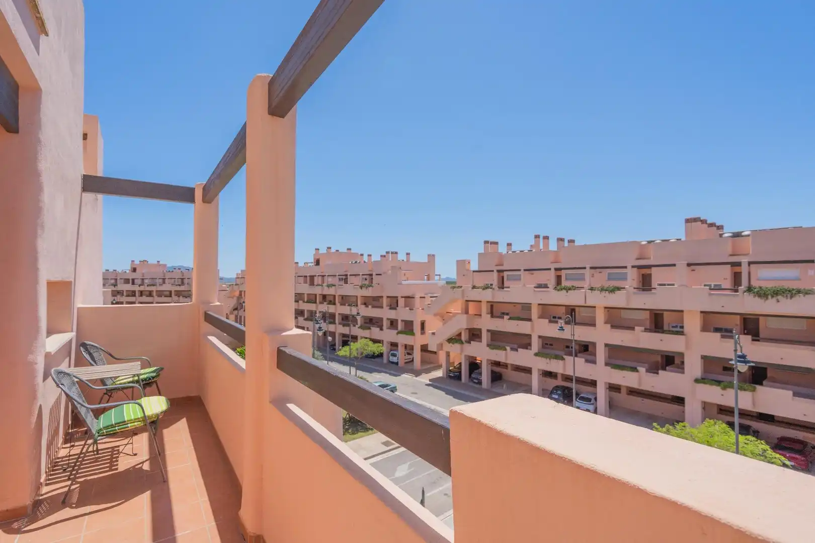 Apartament amb piscina en venda a LA ISLA, imagen 2